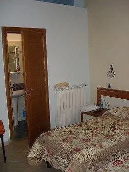 Cheta Konukevi Milano
